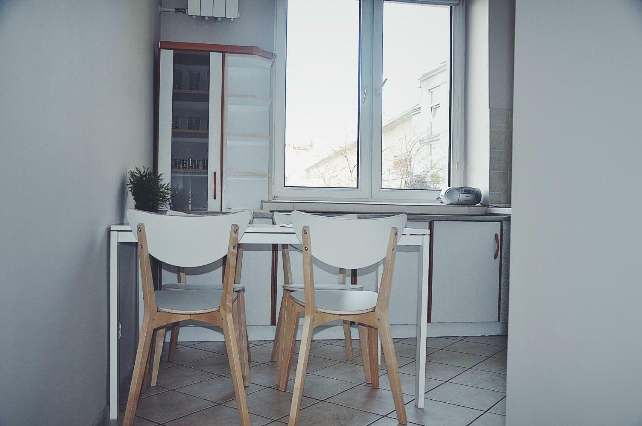 Apartament Grochowska Warszawa Exteriör bild