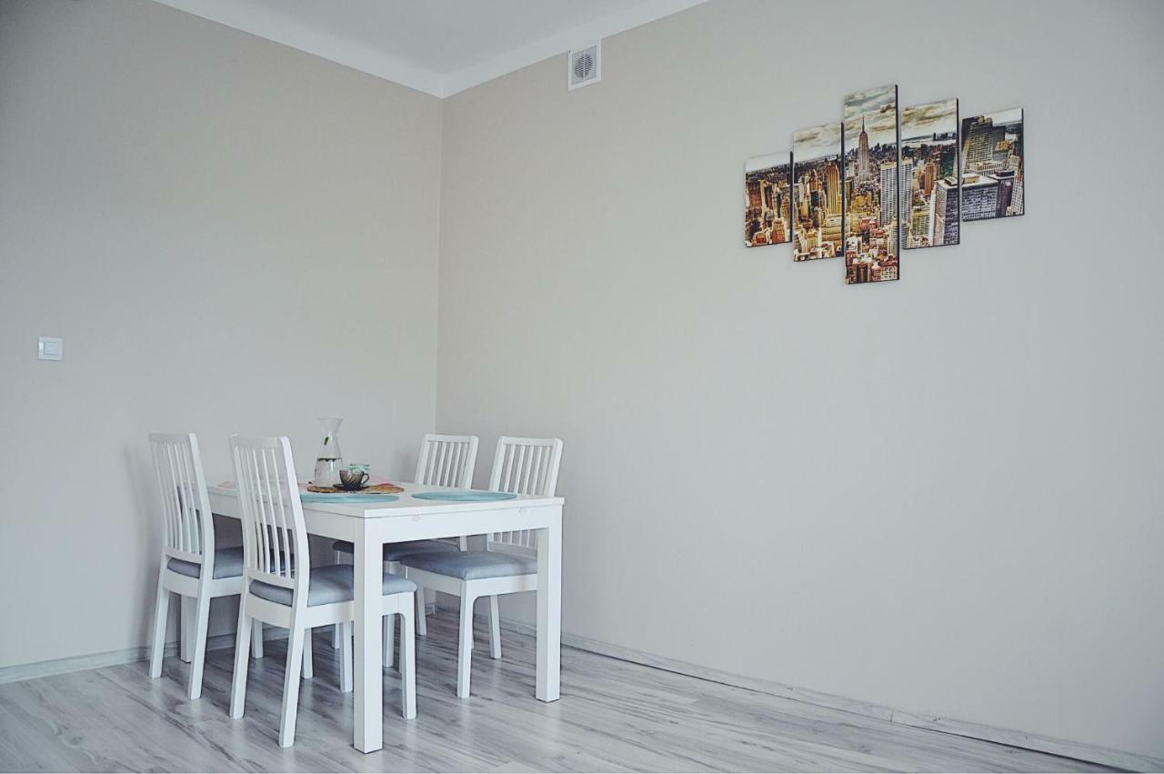 Apartament Grochowska Warszawa Exteriör bild