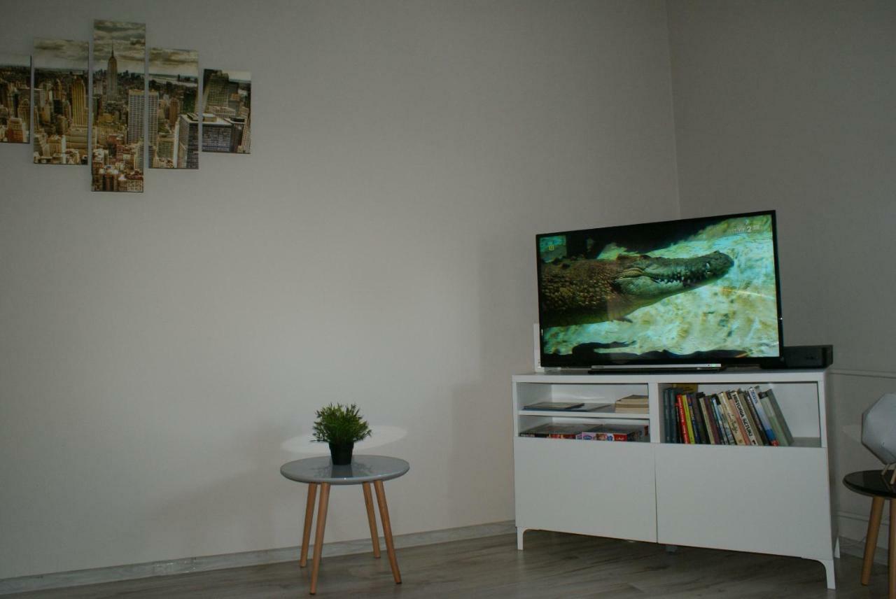 Apartament Grochowska Warszawa Exteriör bild