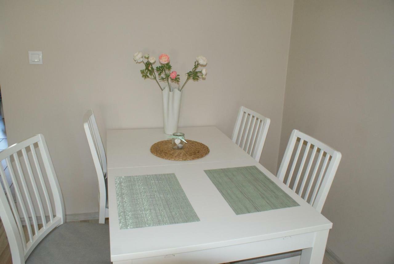 Apartament Grochowska Warszawa Exteriör bild